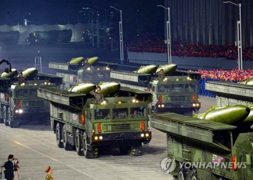 La Corée du Nord tire un missile balistique vers la mer de l'Est