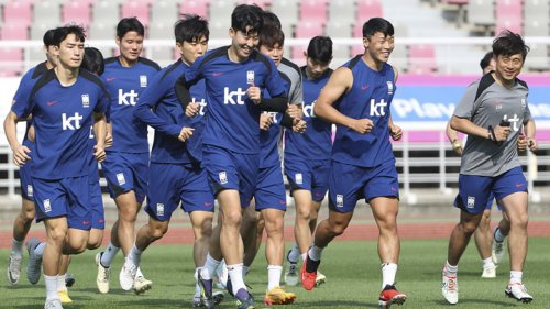 >중국과의 경기 앞둔 축구대표팀…고양종합운동장