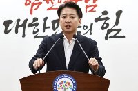 이준석 "보수, '김문수로 이재명 견제 못해' 합리적 판단할 때"