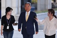 내란특검, '언론사 단전·단수' 이상민 전 장관 피의자 조사