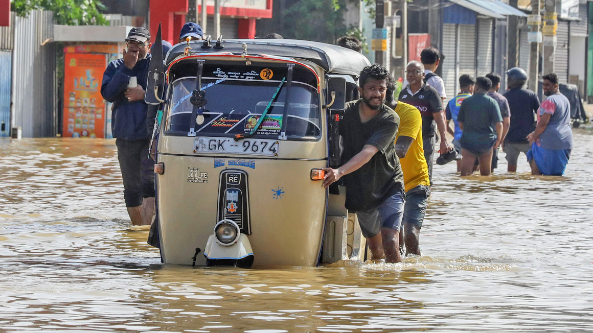'홍수·산사태' 인니·태국·스리랑카 사망자 1천명 육박